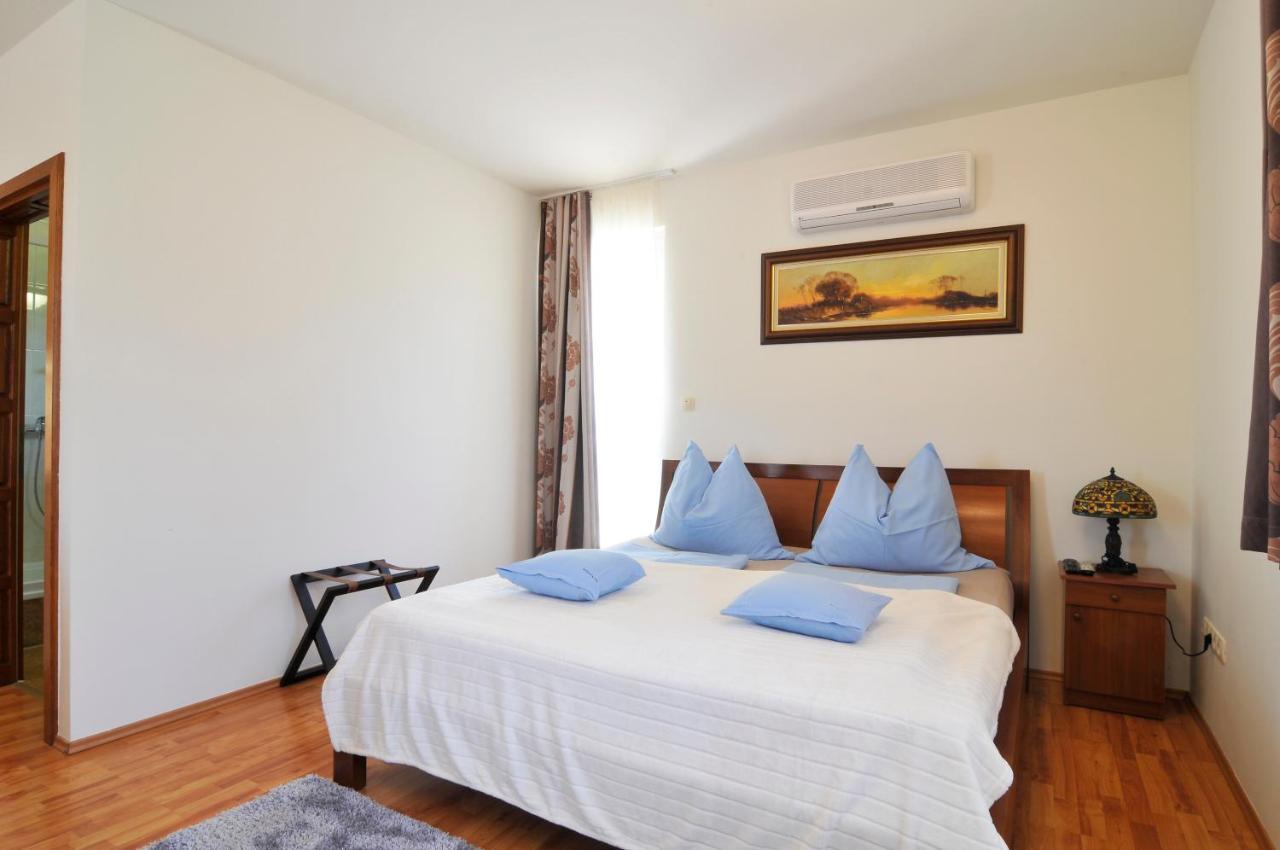 Farkas Apartman Шиофок Экстерьер фото