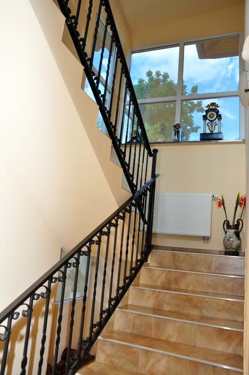 Farkas Apartman Шиофок Экстерьер фото